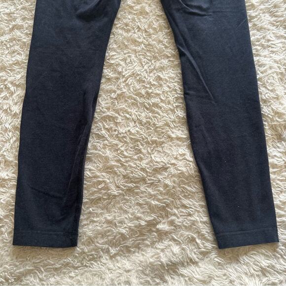 Lululemon Wunder Under Pant (Roll Down) size 8 - Picture 5 of 7